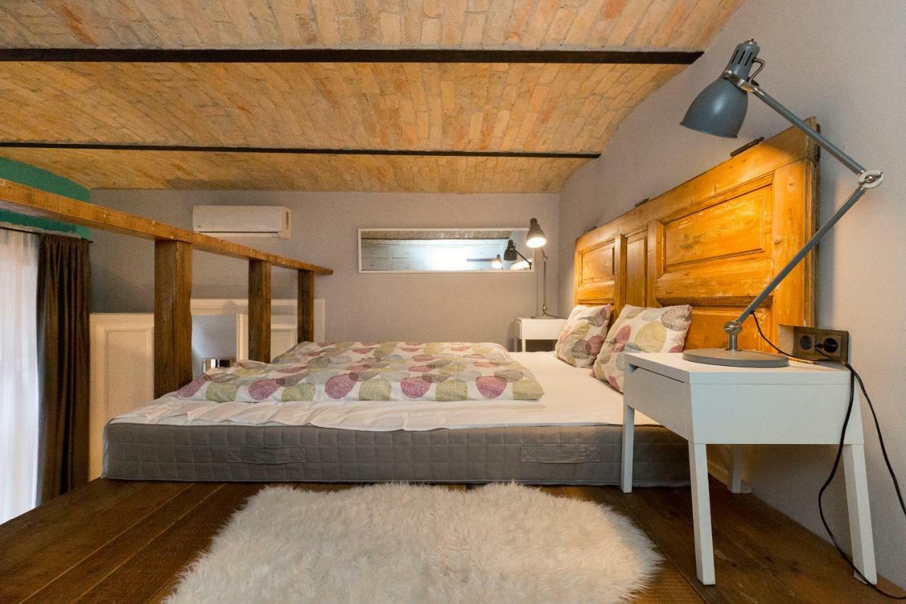 Deluxe Twin Studio In Kazinczy Street Διαμέρισμα Βουδαπέστη Εξωτερικό φωτογραφία